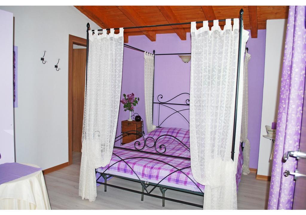 B&B I Viandanti Piancogno Quarto foto